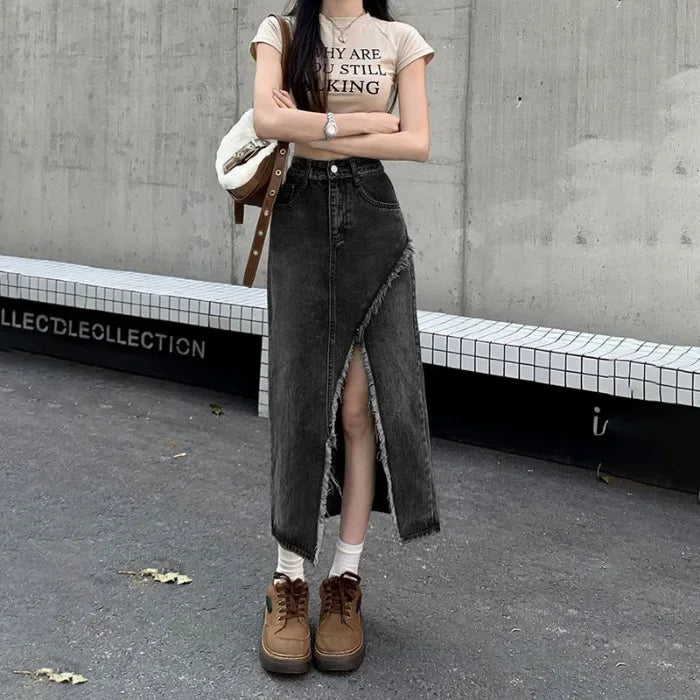 Irregular Slit Denim Long Skirt for Spring and Summer.Casual Design,A Retro,High-waisted A-line Denim Half Body Skirt for Women