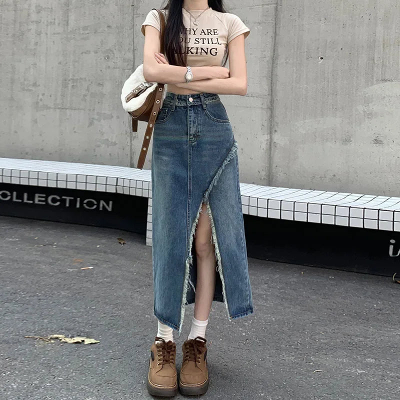 Irregular Slit Denim Long Skirt for Spring and Summer.Casual Design,A Retro,High-waisted A-line Denim Half Body Skirt for Women
